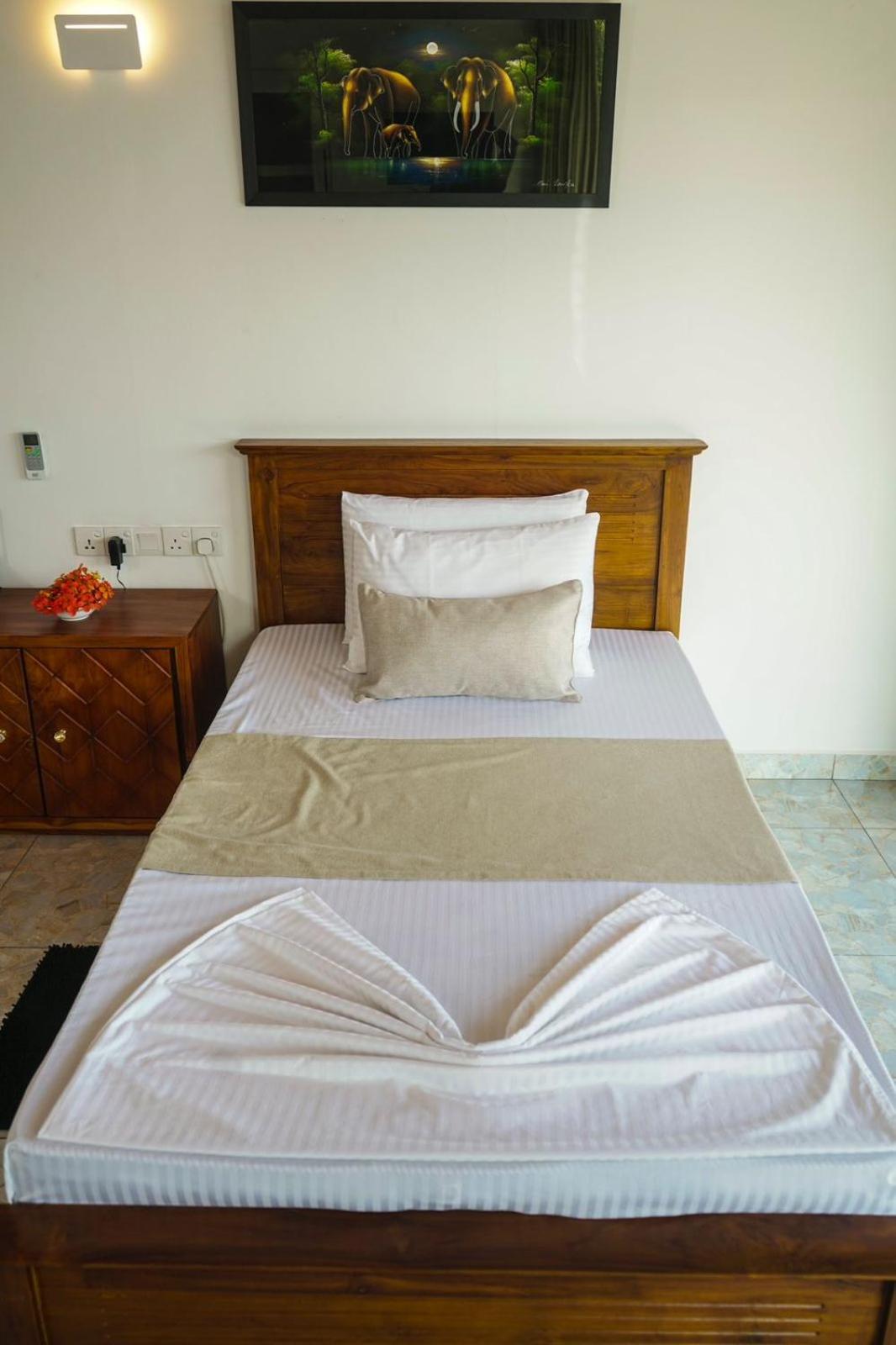 Highest View Hotel Kandy Ngoại thất bức ảnh